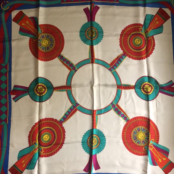 Celine Muliticolor Printed Scarf 100% Silk 34x34 - Picture 5 of 7